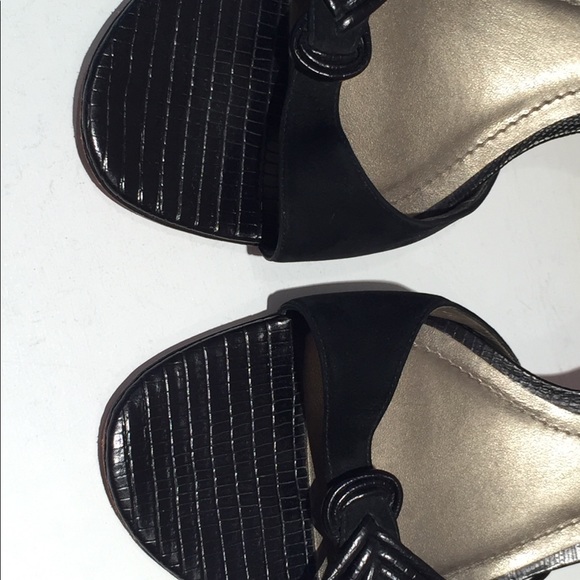 Suede Kitty heels Bridal, Wedding, Party sandals!! - Picture 4 of 8